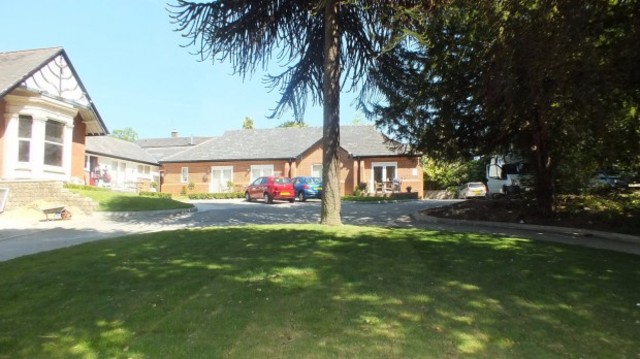  Image of 2 bedroom Flat to rent in Newton Road Leeds LS7 at Newton Road  Leeds, LS7 4HE