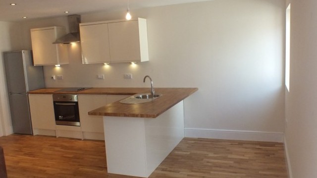  Image of 2 bedroom Flat to rent in Newton Road Leeds LS7 at Newton Road  Leeds, LS7 4HE