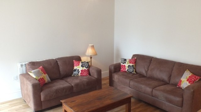  Image of 1 bedroom Flat to rent in Newton Road Leeds LS7 at Newton Road  Leeds, LS7 4HE