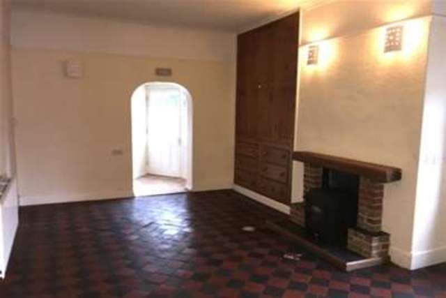  Image of 3 bedroom Detached house to rent in High Street Epworth Doncaster DN9 at Doncaster, DN9 1EP