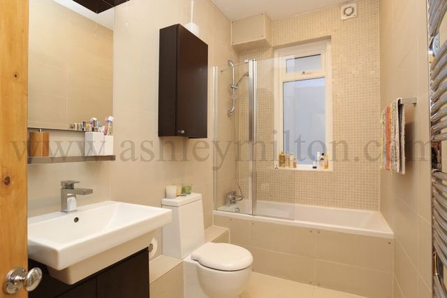  Image of 2 bedroom Flat to rent in Essendine Road London W9 at Essendine Road Array Maida Vale, W9 2LU