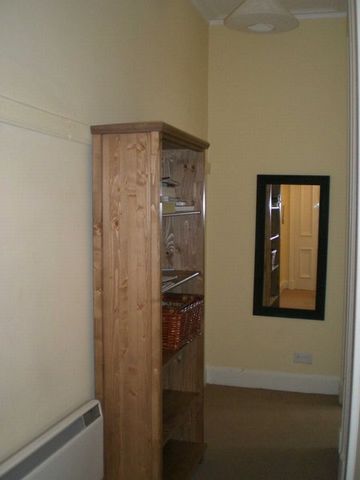  Image of 2 bedroom Flat to rent in Eyre Place Edinburgh EH3 at New Town Edinburgh Edinburgh, EH3 5EJ