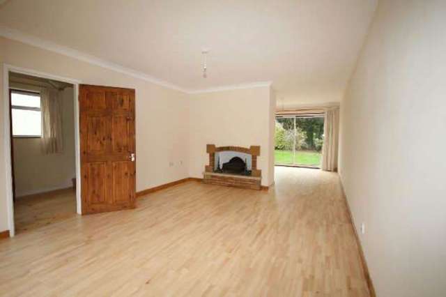  Image of 3 bedroom Semi-Detached house for sale in Farmer Ward Road Kenilworth CV8 at Farmer Ward Road  kenilworth, CV8 2DH