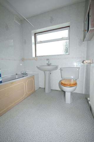  Image of 3 bedroom Semi-Detached house for sale in Farmer Ward Road Kenilworth CV8 at Farmer Ward Road  kenilworth, CV8 2DH