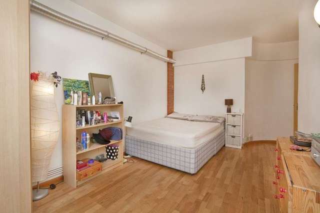  Image of 1 bedroom Flat to rent in Felton Street London N1 at London  Hoxton, N1 5NA