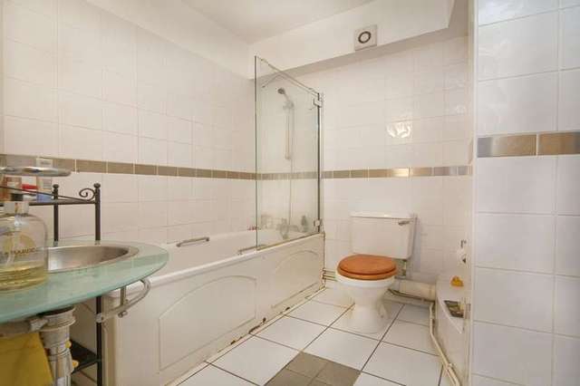  Image of 1 bedroom Flat to rent in Felton Street London N1 at London  Hoxton, N1 5NA