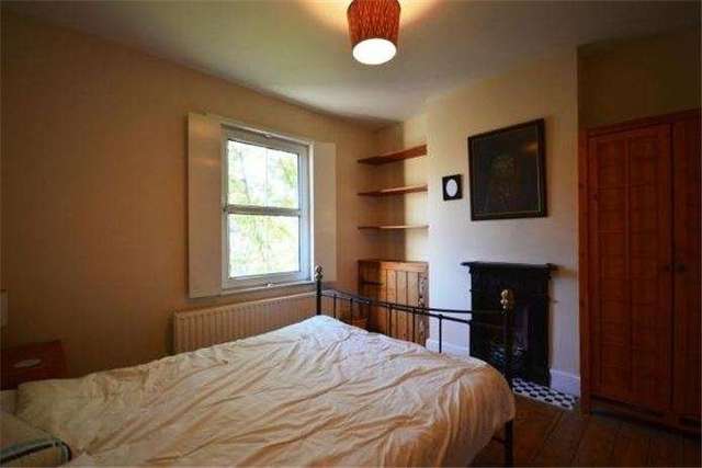  Image of 3 bedroom Detached house to rent in Fen Road Cambridge CB4 at Chesterton  Cambridge, CB4 1BS
