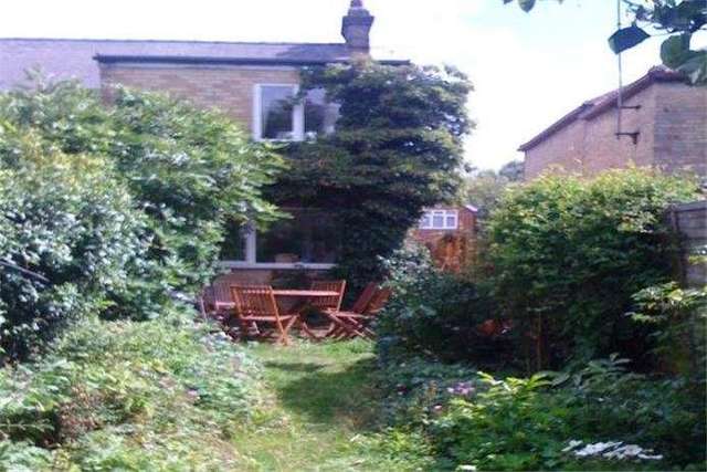 Image of 3 bedroom Detached house to rent in Fen Road Cambridge CB4 at Chesterton  Cambridge, CB4 1BS