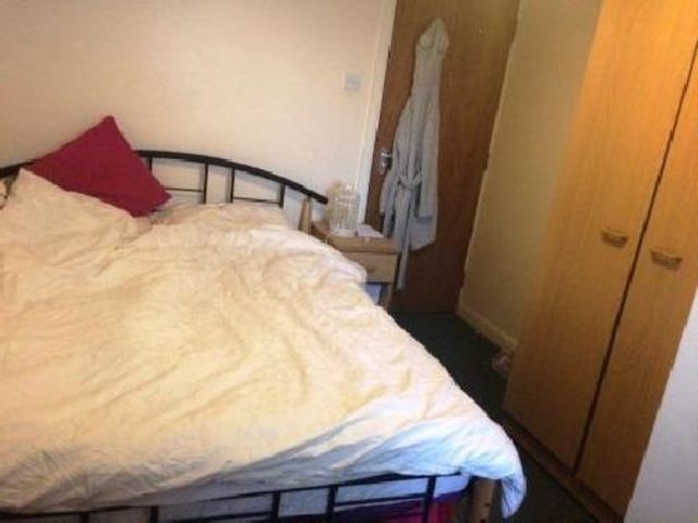  Image of 5 bedroom House Share to rent in Dawlish Road Selly Oak Birmingham B29 at Selly Oak West Midlands Selly Oak, B29 7AA