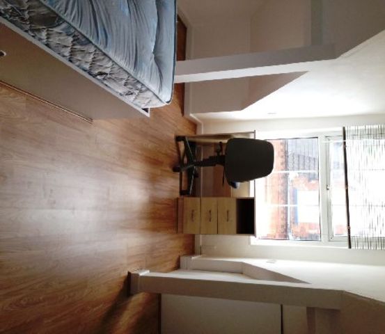 Image of 6 bedroom House Share to rent in Frederick Grove Lenton Nottingham NG7 at NG7 1SG  Lenton, NG7 1SG