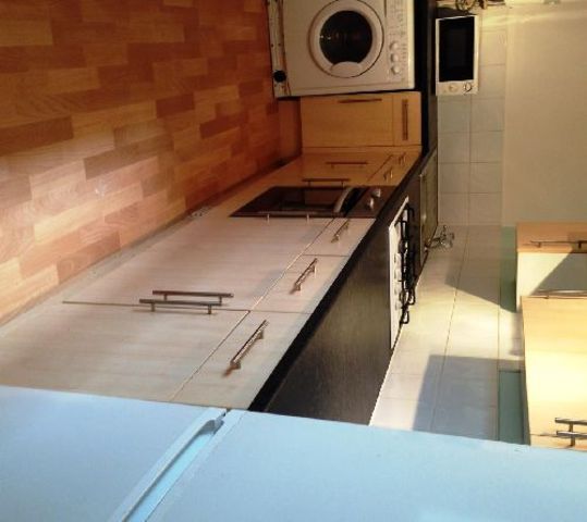  Image of 6 bedroom House Share to rent in Frederick Grove Lenton Nottingham NG7 at NG7 1SG  Lenton, NG7 1SG