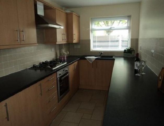  Image of 4 bedroom House Share to rent in Lenton Road The Park Nottingham NG7 at The Park Nottinghamshire The Park, NG7 1EW