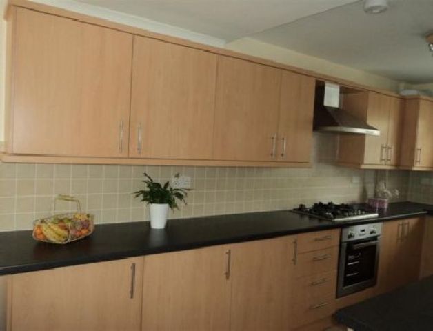  Image of 4 bedroom House Share to rent in Lenton Road The Park Nottingham NG7 at The Park Nottinghamshire The Park, NG7 1EW