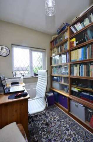  Image of 3 bedroom Detached house to rent in Friern Barnet Lane London N11 at Friern Barnet Lane Friern Barnet London, N11 3LP