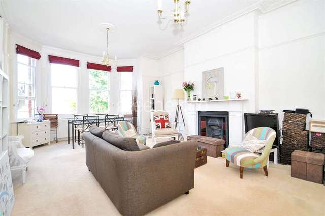  Image of 2 bedroom Flat to rent in Frognal London NW3 at Hampstead London Swiss Cottage, NW3 6AG