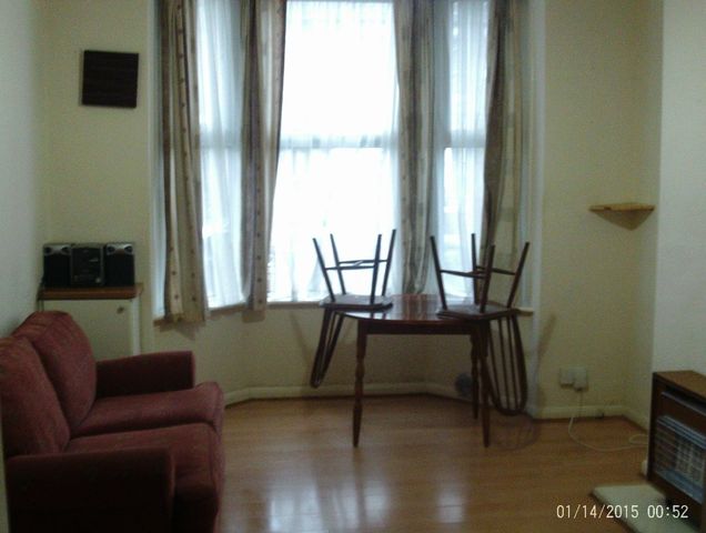  Image of 1 bedroom Flat to rent in Christ Church Road Doncaster DN1 at Doncaster, DN1 2QF