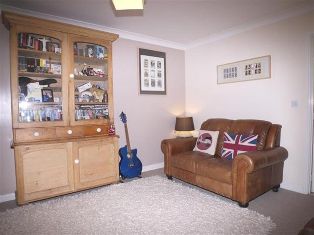  Image of 3 bedroom Terraced house for sale in Gaunts Place Farsley Pudsey LS28 at Farsley Leeds Farsley, LS28 5GT