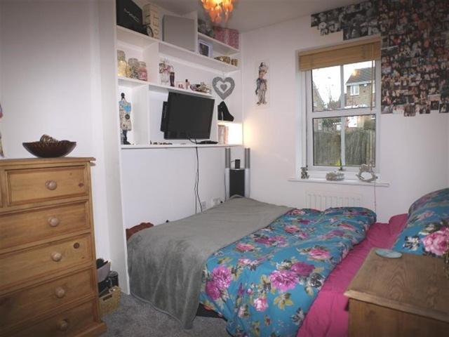  Image of 3 bedroom Terraced house for sale in Gaunts Place Farsley Pudsey LS28 at Farsley Leeds Farsley, LS28 5GT