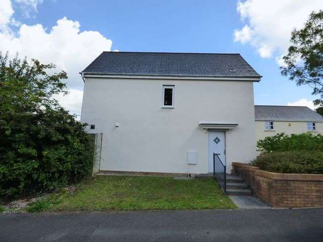  Image of 3 bedroom Semi-Detached house for sale in Gelli Deg Fforestfach Swansea SA5 at Gelli Deg Fforestfach Swansea, SA5 4PB