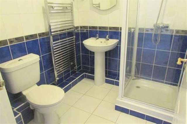  Image of 2 bedroom Flat for sale in Gentle Street Frome BA11 at Frome, BA11 1JH