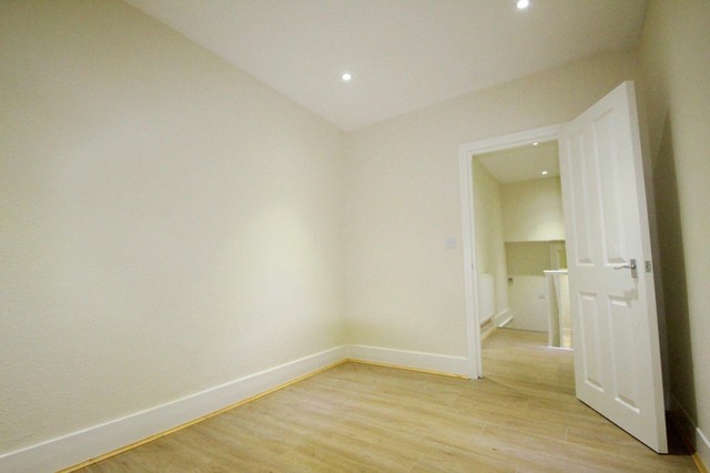  Image of 2 bedroom Flat to rent in Goldstone Street Hove BN3 at Hove, BN3 3RJ