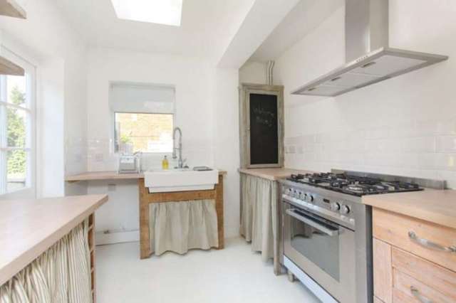  Image of 3 bedroom Detached house for sale in Gosselin Street Whitstable CT5 at Gosselin Street  Whitstable, CT5 4LQ
