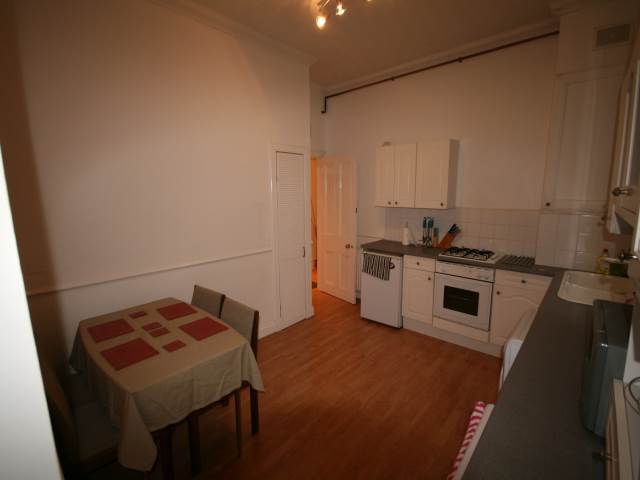  Image of 1 bedroom Flat to rent in Great Western Place Aberdeen AB10 at West End Aberdeen Aberdeen, AB10 6QN