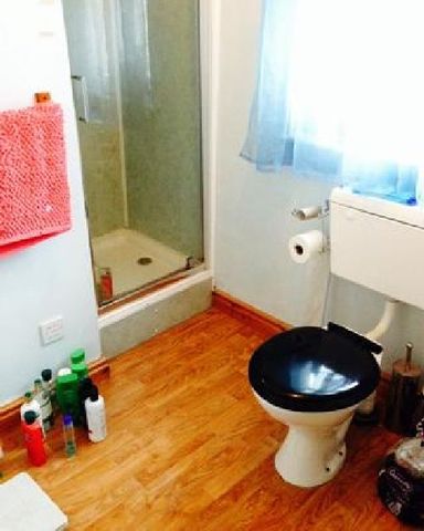  Image of 6 bedroom House Share to rent in Gregory Avenue Lenton Nottingham NG7 at Lenton Nottinghamshire Lenton, NG7 2EQ