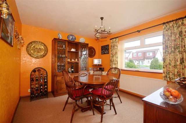  Image of 4 bedroom Bungalow for sale in Gresham Avenue Hartley Longfield DA3 at Hartley Longfield Longfield, DA3 7BT