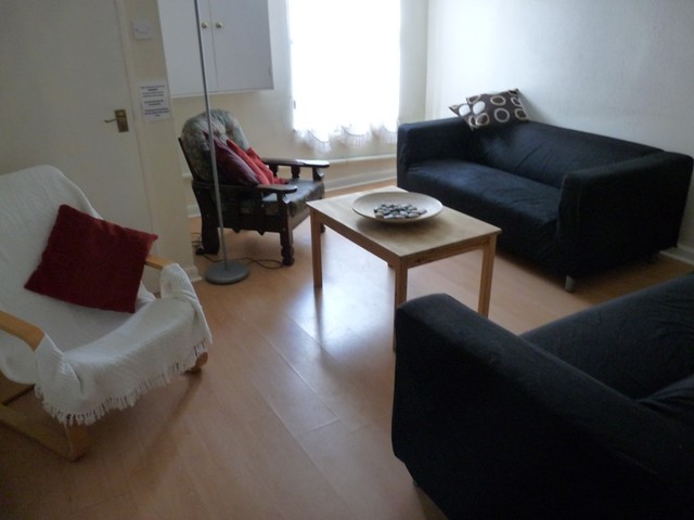  Image of 5 bedroom Terraced house to rent in Grimthorpe Place Headingley Leeds LS6 at Grimthorpe Place  HEADINGLEY, LS6 3JT