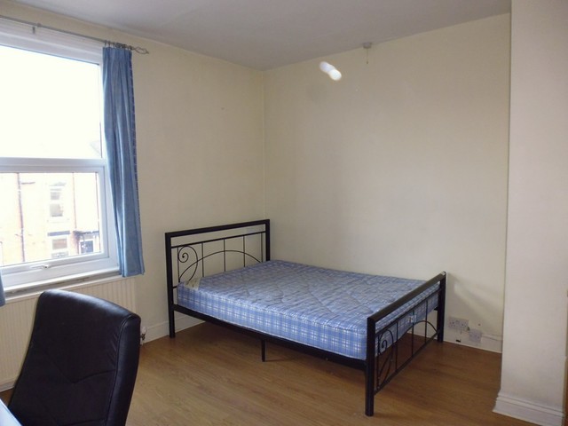  Image of 5 bedroom Terraced house to rent in Grimthorpe Terrace Headingley Leeds LS6 at Grimthorpe Terrace  HEADINGLEY, LS6 3JS