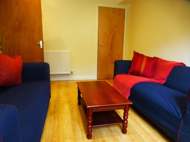  Image of 5 bedroom Terraced house to rent in Grimthorpe Terrace Headingley Leeds LS6 at Grimthorpe Terrace  HEADINGLEY, LS6 3JS