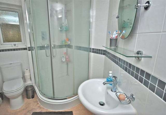  Image of 3 bedroom Detached house for sale in Hallett Road Castle Cary BA7 at Hallett Road  Castle Cary, BA7 7LG