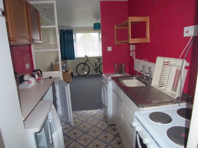  Image of 1 bedroom Flat to rent in Hamilton Mews Cokeham Road Sompting Lancing BN15 at Lancing, BN15 0AL