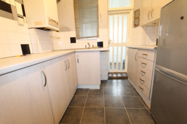  Image of 2 bedroom Flat to rent in Harland Cottages Glasgow G14 at Scotstoun Glasgow Glasgow, G14 0AS