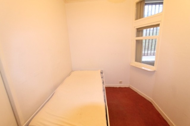  Image of 2 bedroom Flat to rent in Harland Cottages Glasgow G14 at Scotstoun Glasgow Glasgow, G14 0AS