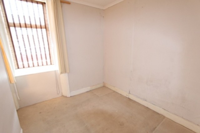  Image of 2 bedroom Flat to rent in Harland Cottages Glasgow G14 at Scotstoun Glasgow Glasgow, G14 0AS