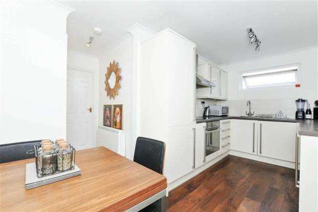  Image of 1 bedroom Apartment to rent in Hallam Street London W1W at Fitzrovia W1W 6JJ Fitzrovia, W1W 6JJ