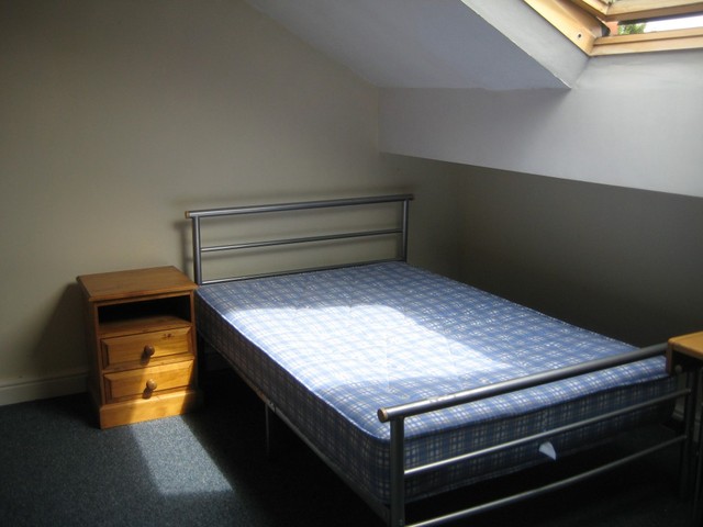  Image of 6 bedroom Terraced house to rent in Headingley Mount Headingley Leeds LS6 at Headingley Mount  HEADINGLEY, LS6 3EL