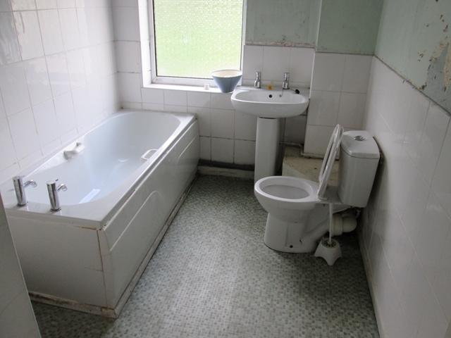  Image of 2 bedroom Terraced house to rent in Hellier Street Dudley DY2 at Hellier Street Dudley Birmingham, DY2 8RE