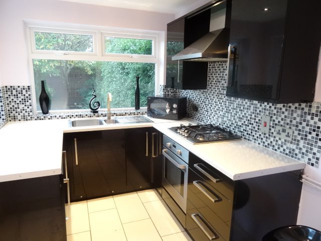  Image of 3 bedroom Detached house to rent in Henwick Avenue Worcester WR2 at St Johns Worcester St John