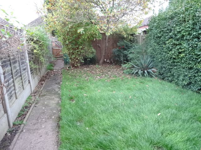 Image of 3 bedroom Detached house to rent in Henwick Avenue Worcester WR2 at St Johns Worcester St John
