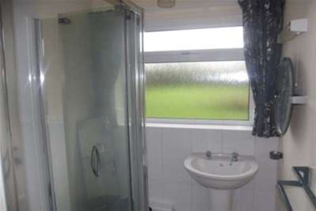  Image of 2 bedroom Maisonette to rent in High Road East Old Felixstowe Felixstowe IP11 at Felixstowe, IP11 9JS