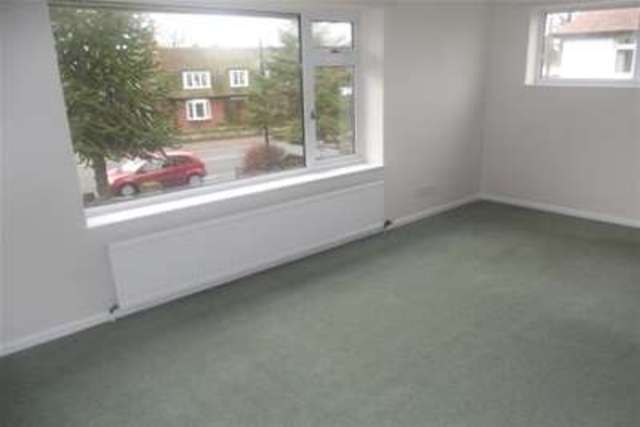  Image of 2 bedroom Maisonette to rent in High Road East Old Felixstowe Felixstowe IP11 at Felixstowe, IP11 9JS