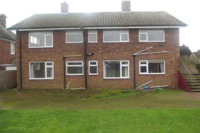  Image of 2 bedroom Maisonette to rent in High Road East Old Felixstowe Felixstowe IP11 at Felixstowe, IP11 9JS