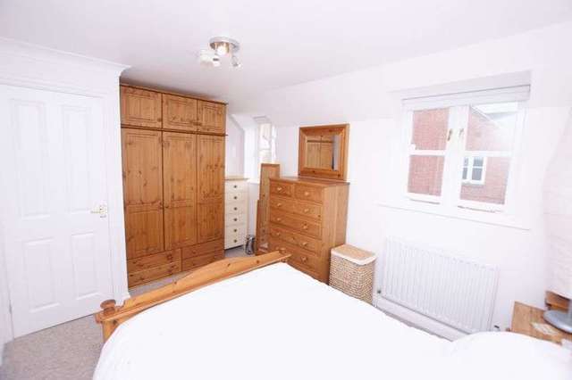  Image of 2 bedroom Terraced house for sale in High Street Fareham PO16 at High Street  Fareham, PO16 7AP