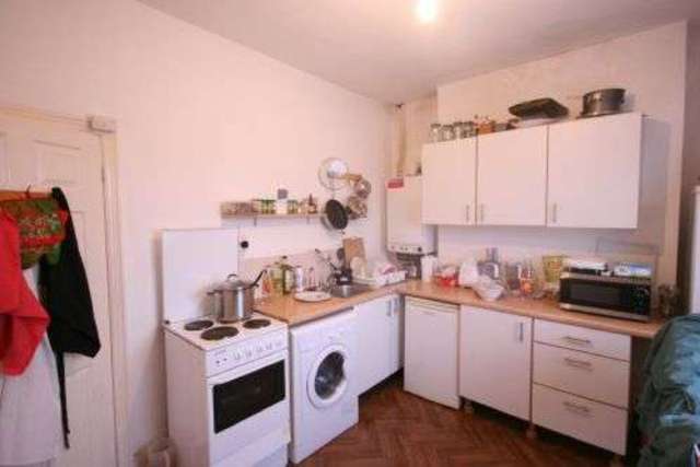  Image of 2 bedroom Detached house for sale in High Street Langley Slough SL3 at Langley  Slough, SL3 8HA