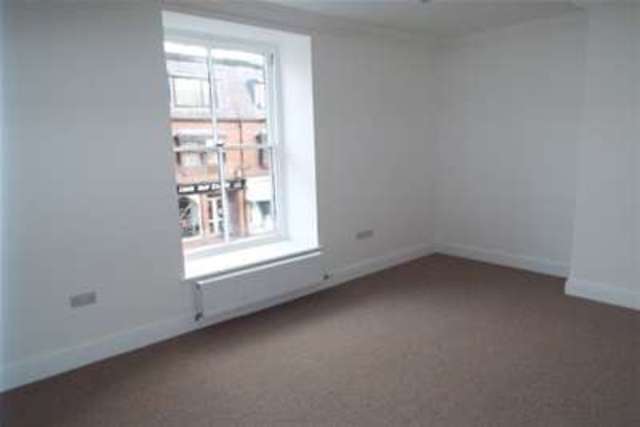  Image of 2 bedroom Flat to rent in High Street Mold CH7 at Mold, CH7 1BH