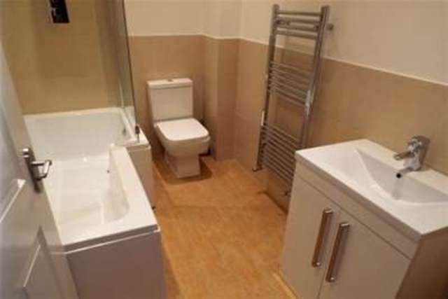  Image of 2 bedroom Flat to rent in High Street Mold CH7 at Mold, CH7 1BH