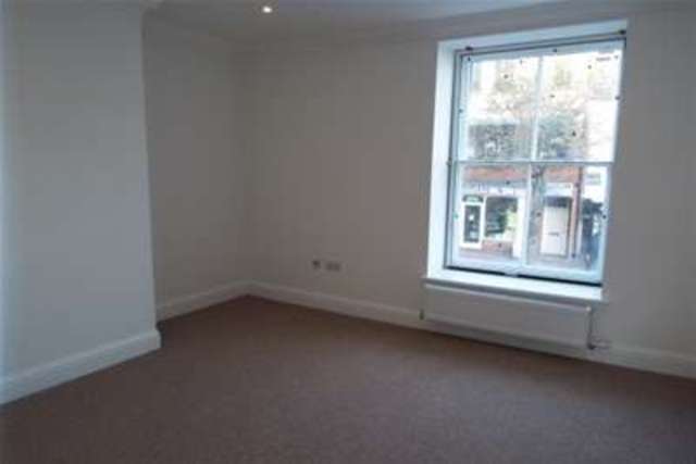  Image of 2 bedroom Flat to rent in High Street Mold CH7 at Mold, CH7 1BH